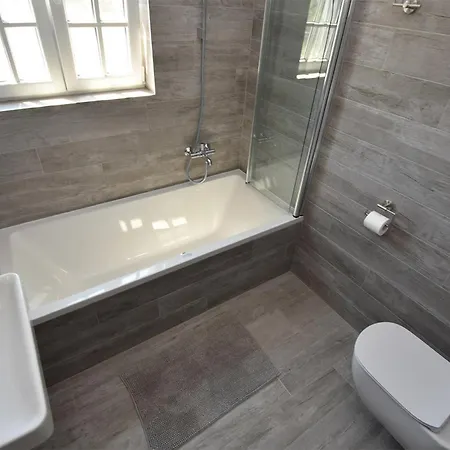 Amazing In With Outdoor Swimming Pool